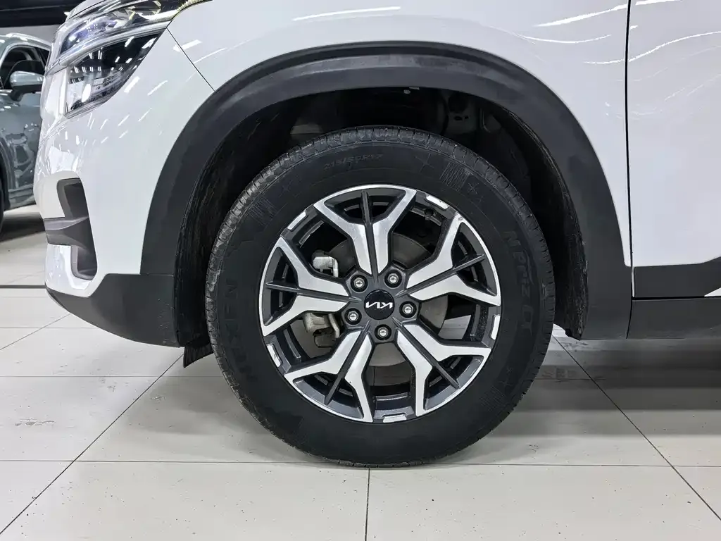 Kia KX3 — фото 3
