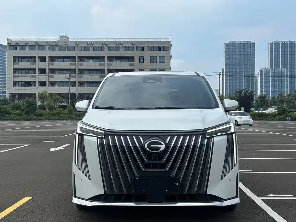 GAC Motor Trumpchi M8 — фото 4