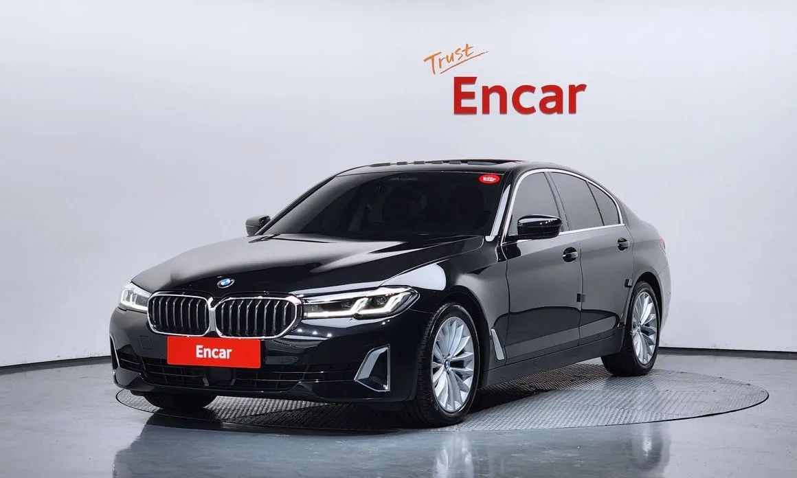 BMW 5-Series 2023 из KR, фото 1