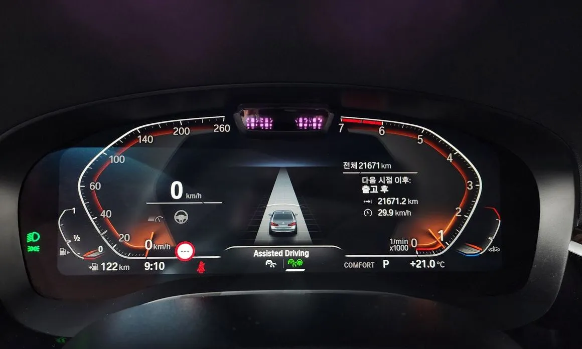 BMW 5-Series 2023 из KR, фото 3