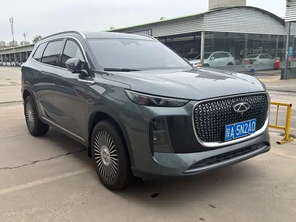 Chery Tiggo 8 PLUS — фото 3