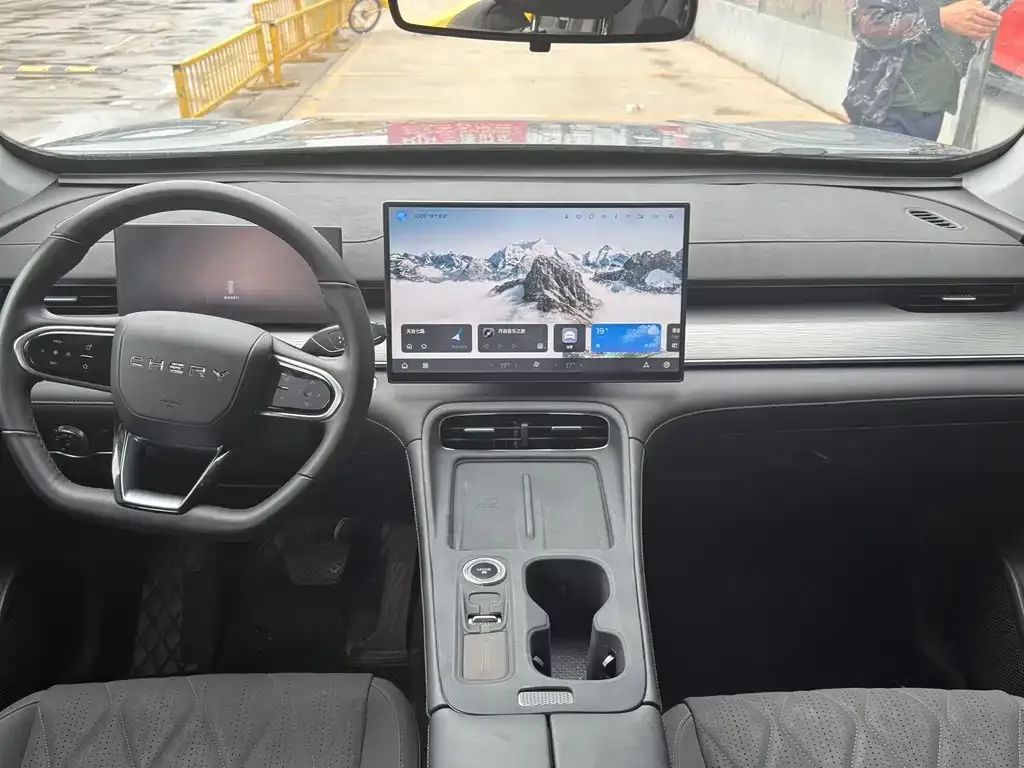 Chery Tiggo 8 PLUS — фото 8