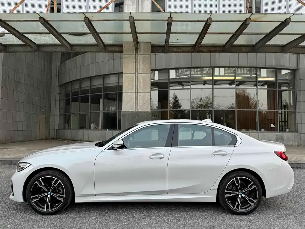 BMW 3 Series — фото 4