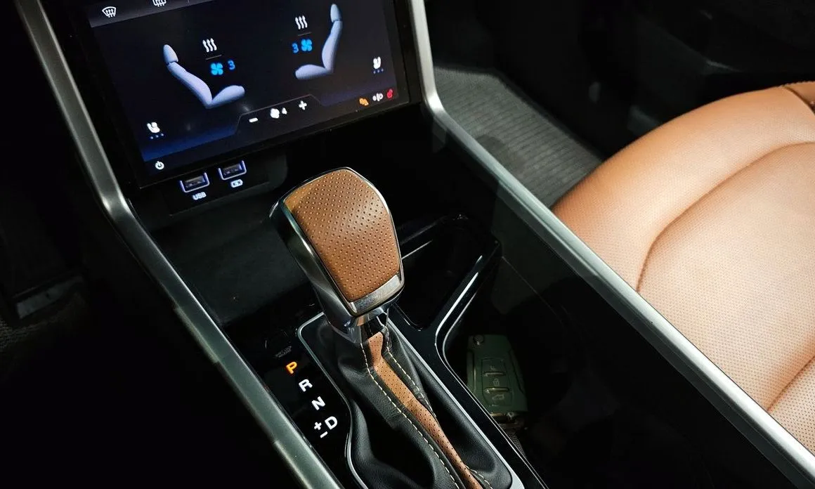 KG Mobility (Ssangyong) Torres 2024 из KR, фото 2