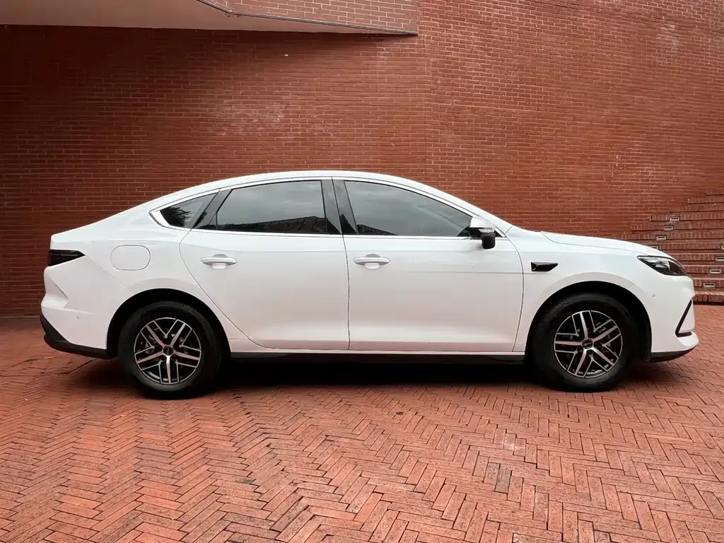 BYD Seal 05 DM-i 2025 из CN, фото 8