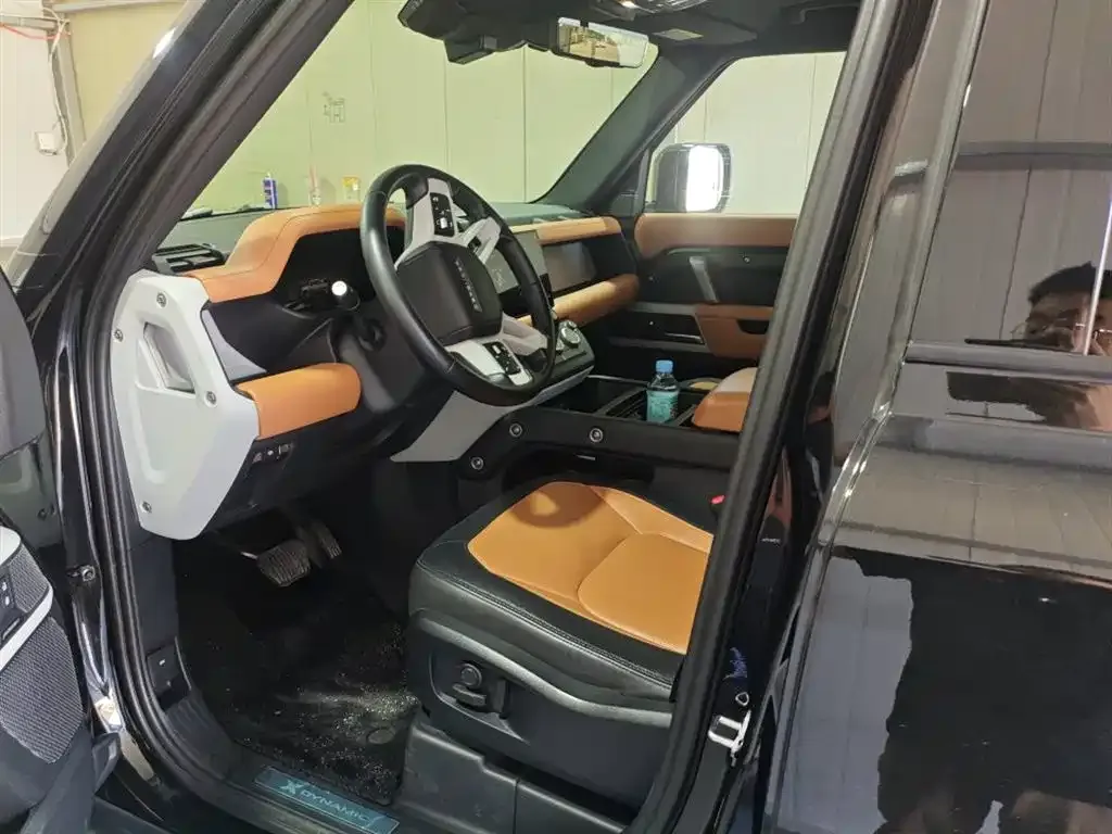 Land Rover Defender — фото 4