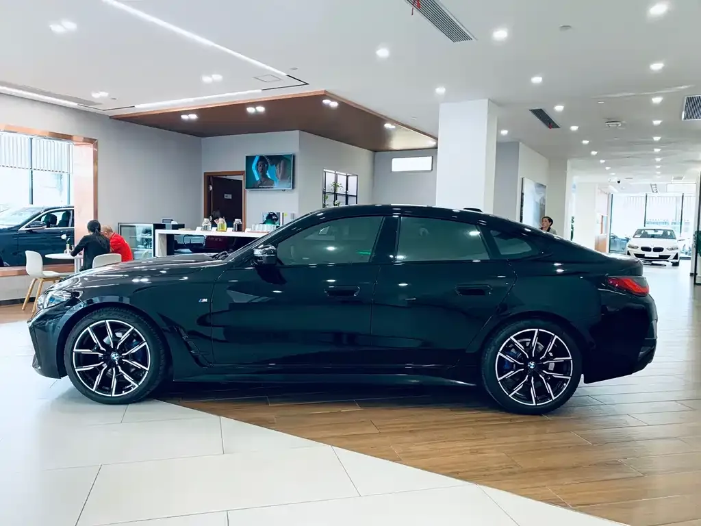 BMW 4 Series 2024 из CN, фото 6