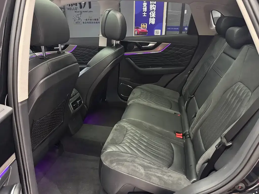 Hongqi HS5 2023 из CN, фото 2