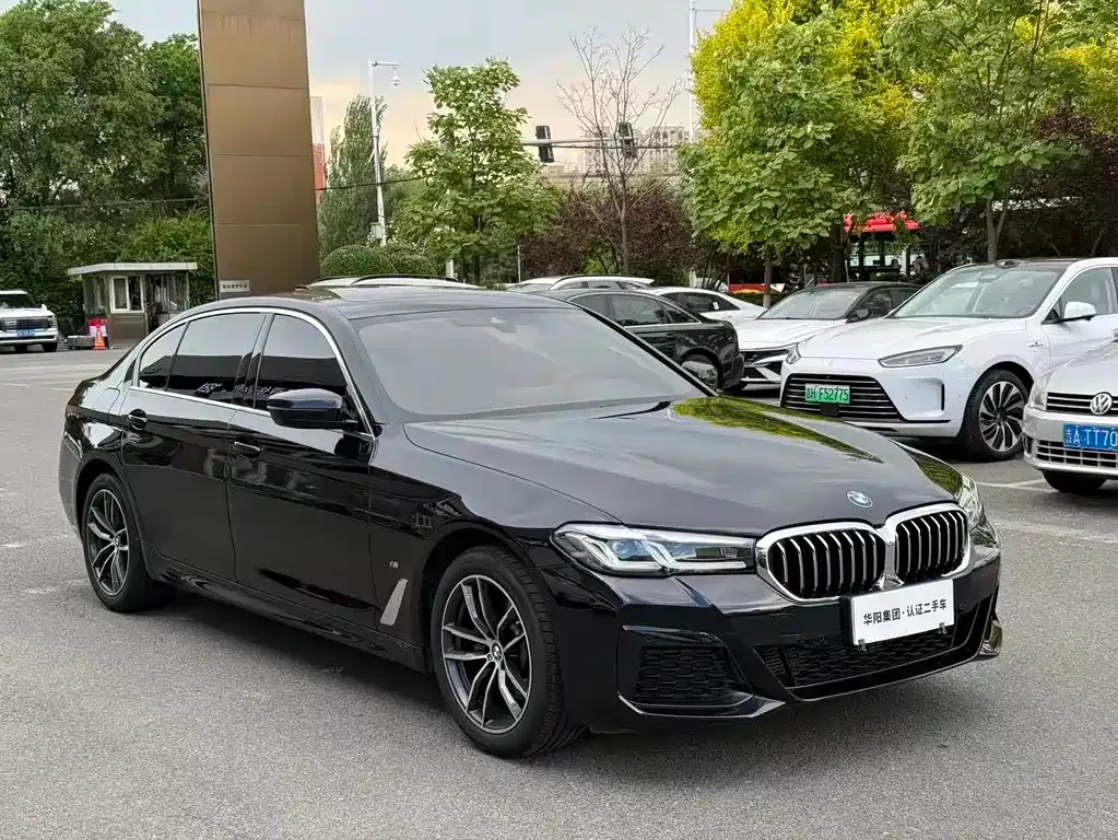 BMW 5 Series — фото 5