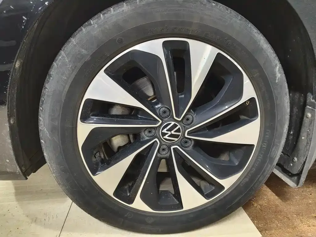 Volkswagen Passat — фото 5
