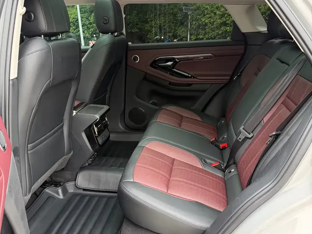 Land Rover Evoque — фото 2