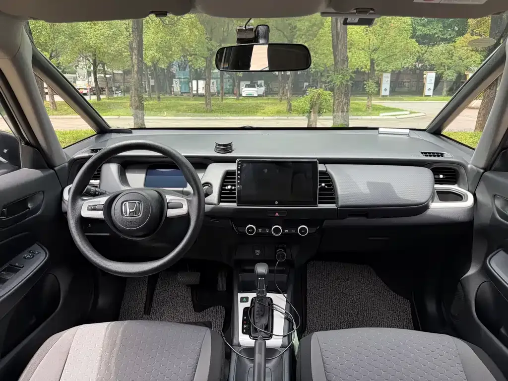 Honda Fit — фото 3
