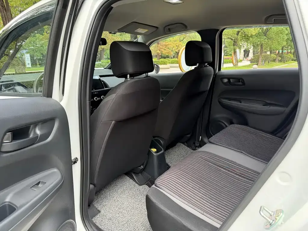 Honda Fit — фото 4
