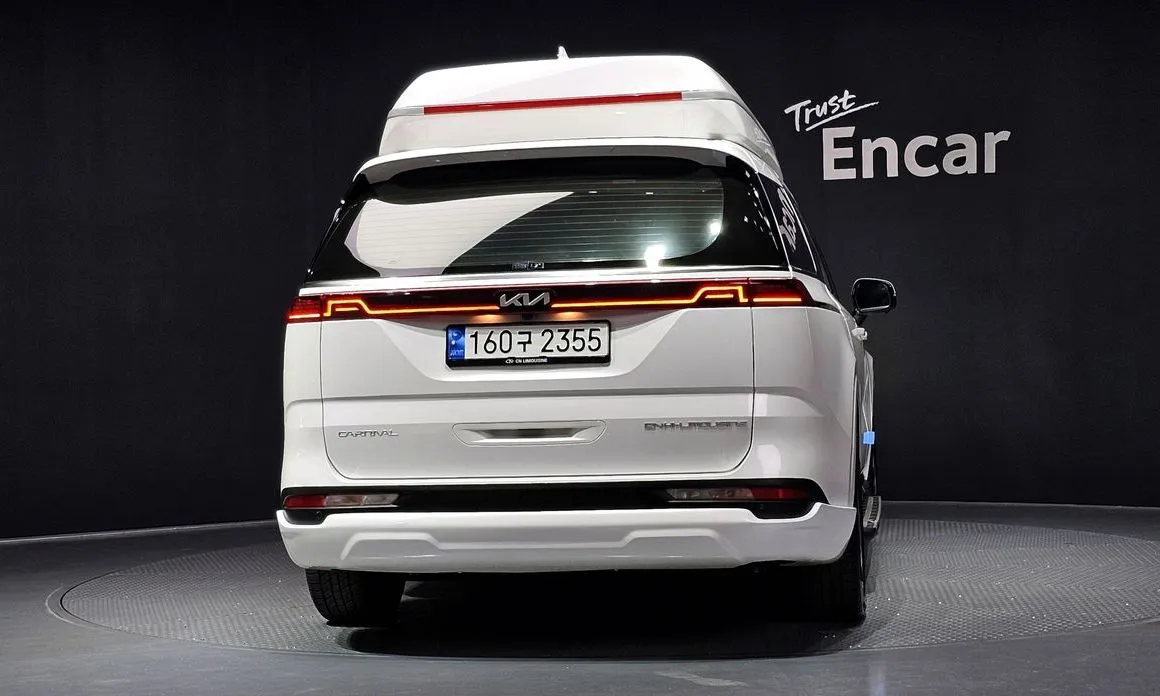 Kia Carnival — фото 10