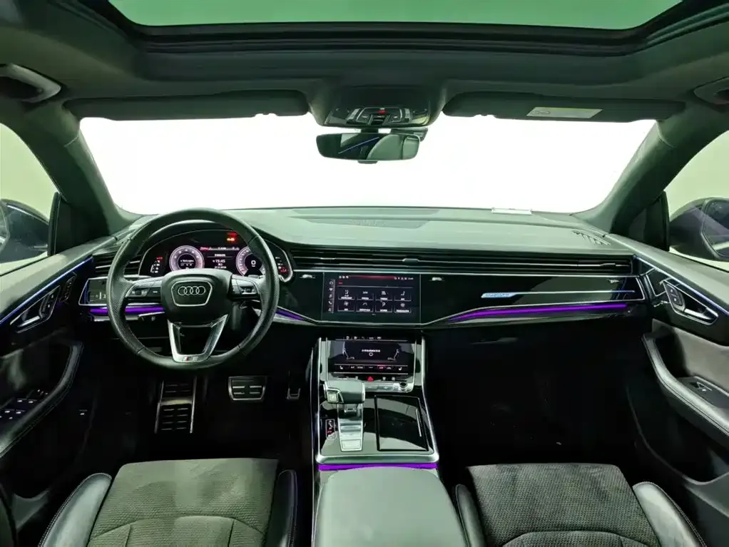 Audi Q8 2021 из CN, фото 4