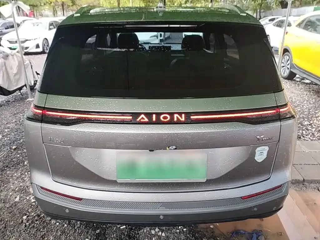 Aion Y — фото 4