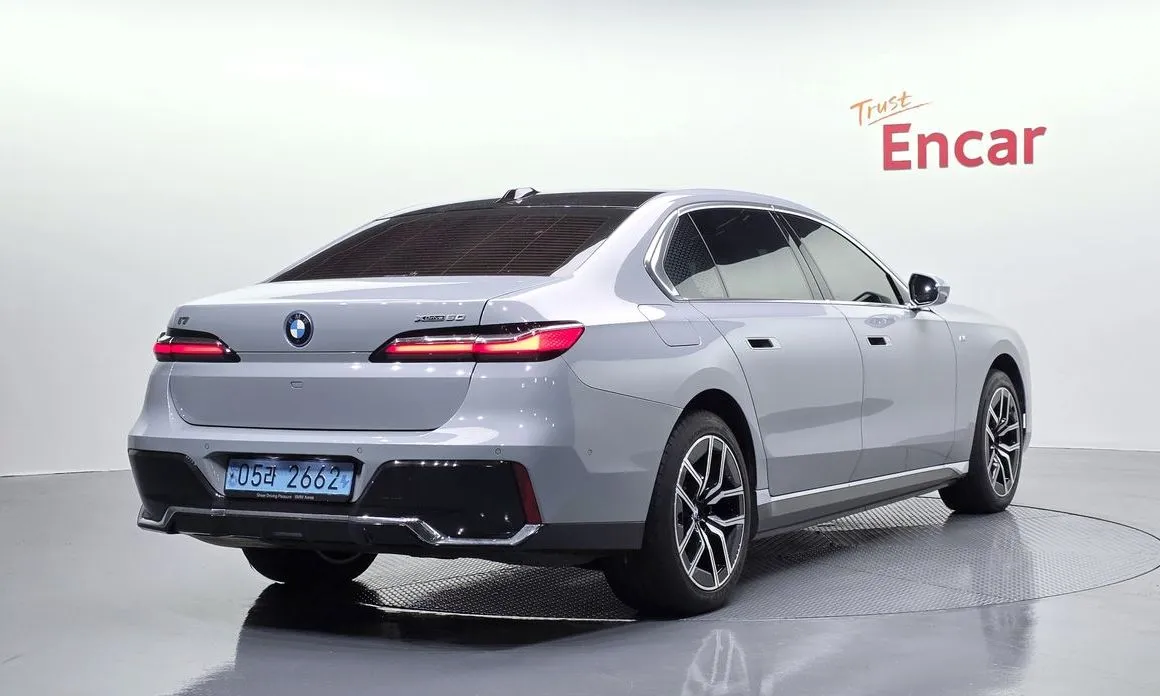 BMW i7 2023 из KR, фото 5
