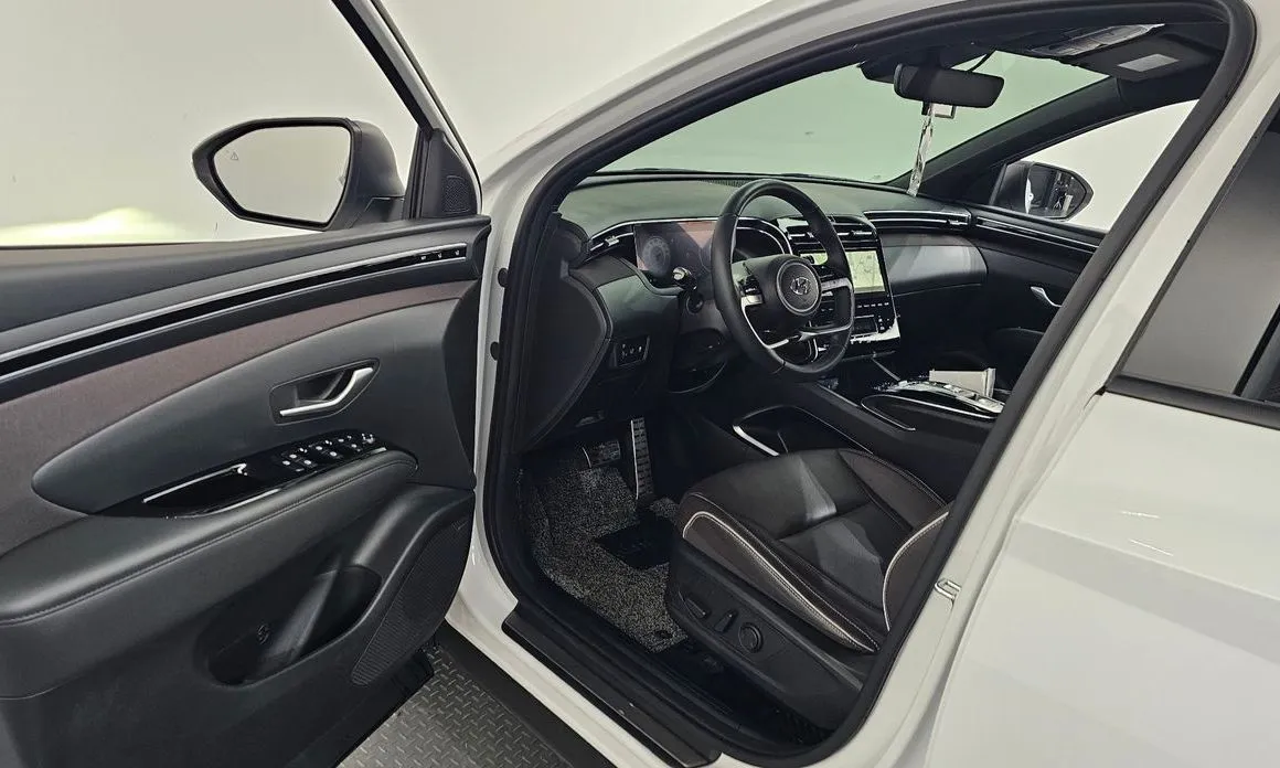 Hyundai Tucson 2023 из KR, фото 9