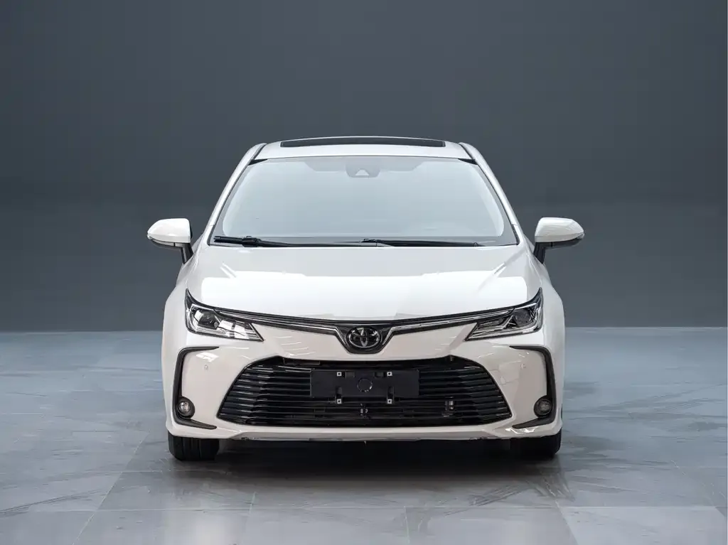 Toyota Corolla — фото 4