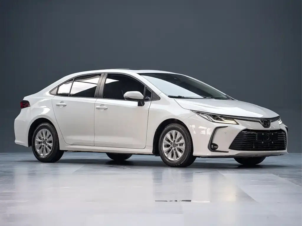 Toyota Corolla — фото 2