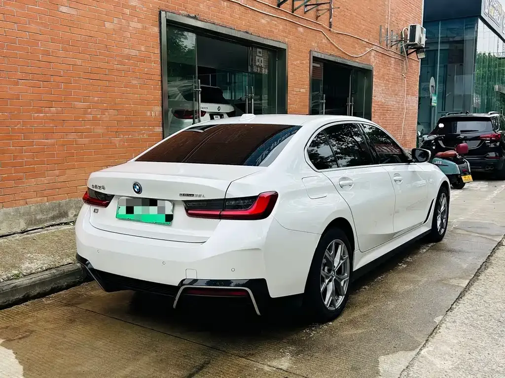 BMW i3 — фото 10