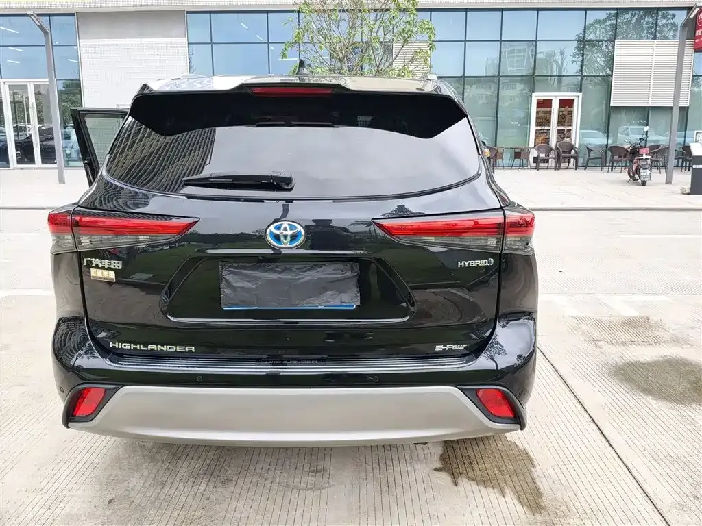 Toyota Highlander — фото 8