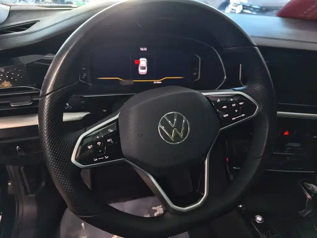 Volkswagen Passat — фото 3