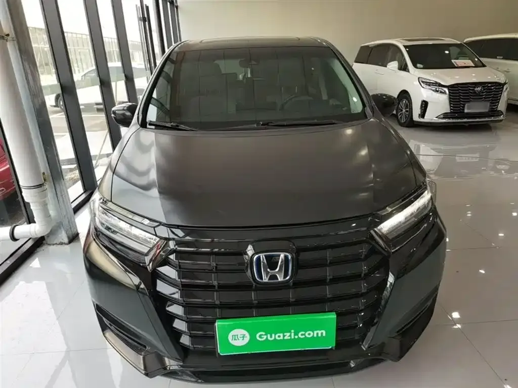 Honda Elysion 2022 из CN, фото 9
