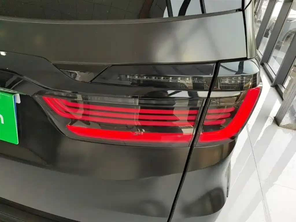 Honda Elysion 2022 из CN, фото 4