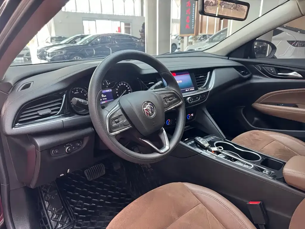 Buick Regal — фото 8