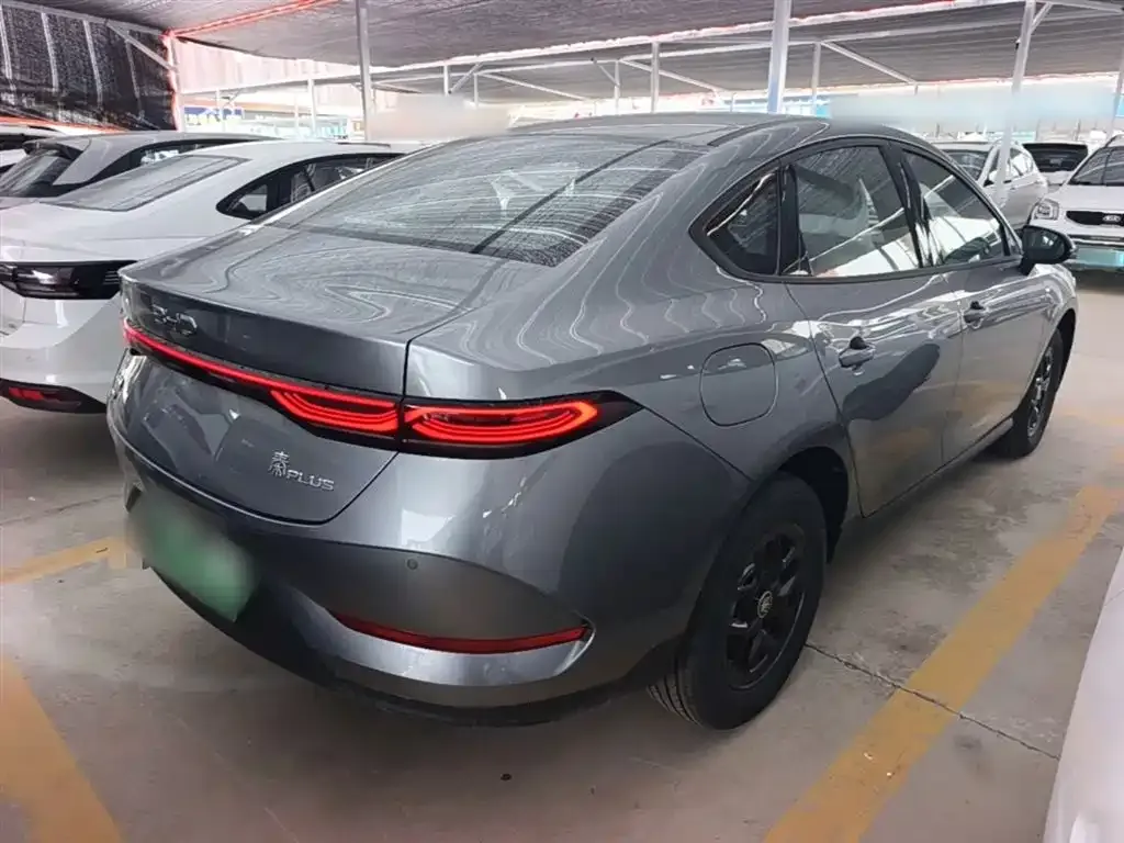 BYD Qin PLUS — фото 10