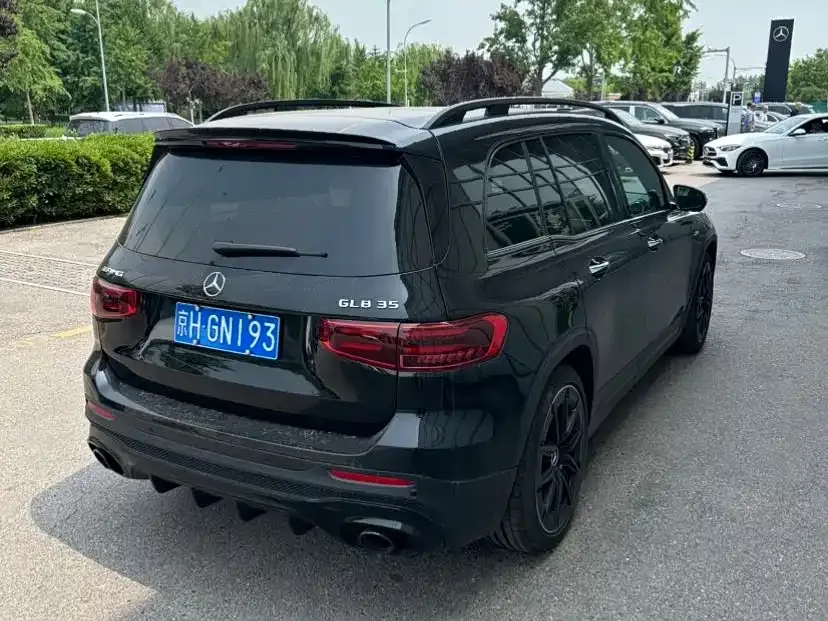 Mercedes-Benz GLB AMG — фото 4