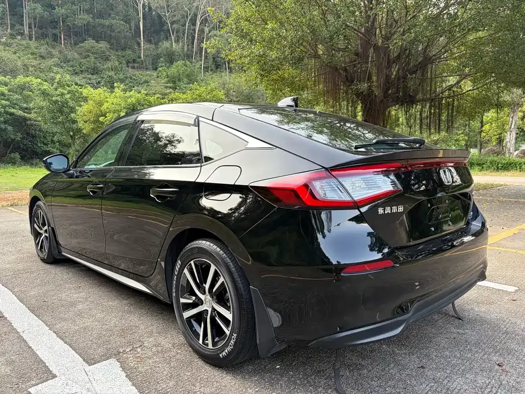 Honda Civic — фото 10