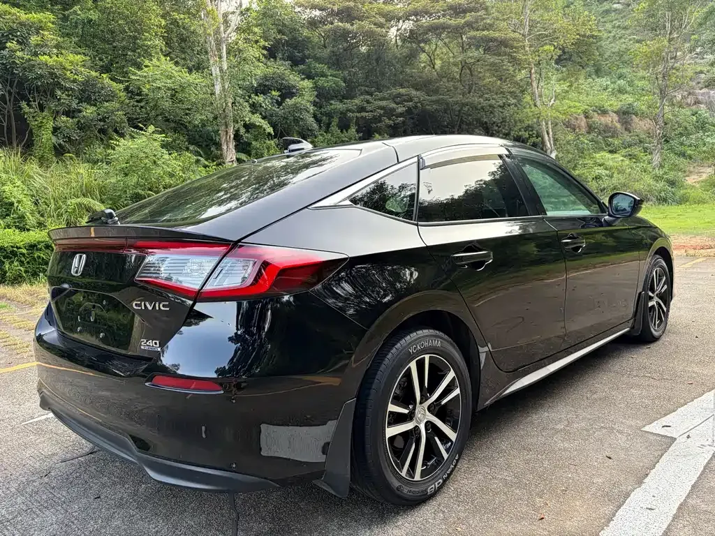 Honda Civic — фото 3