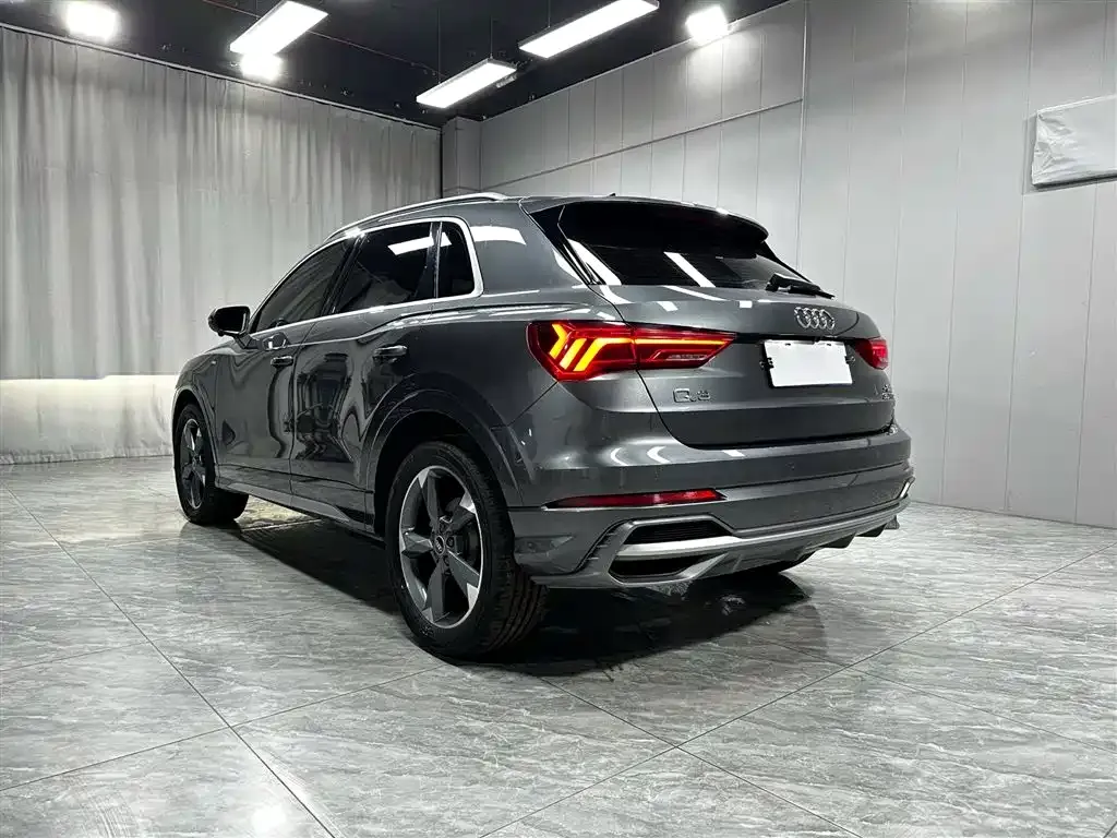Audi Q3 — фото 7