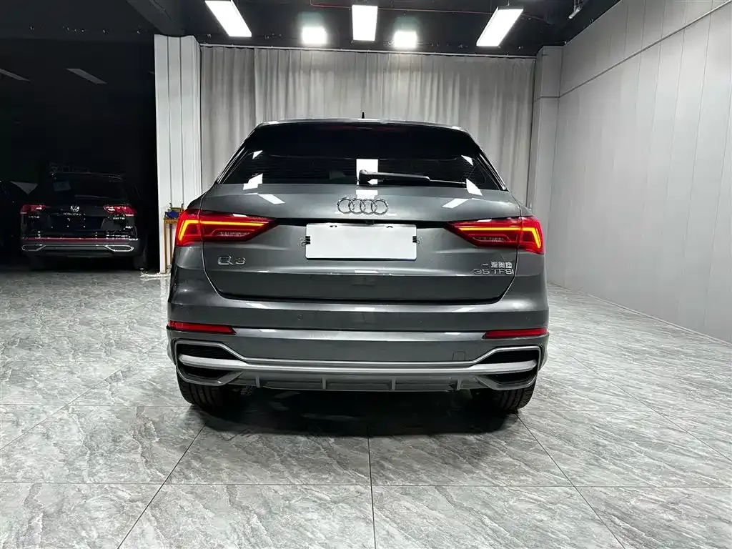 Audi Q3 — фото 6