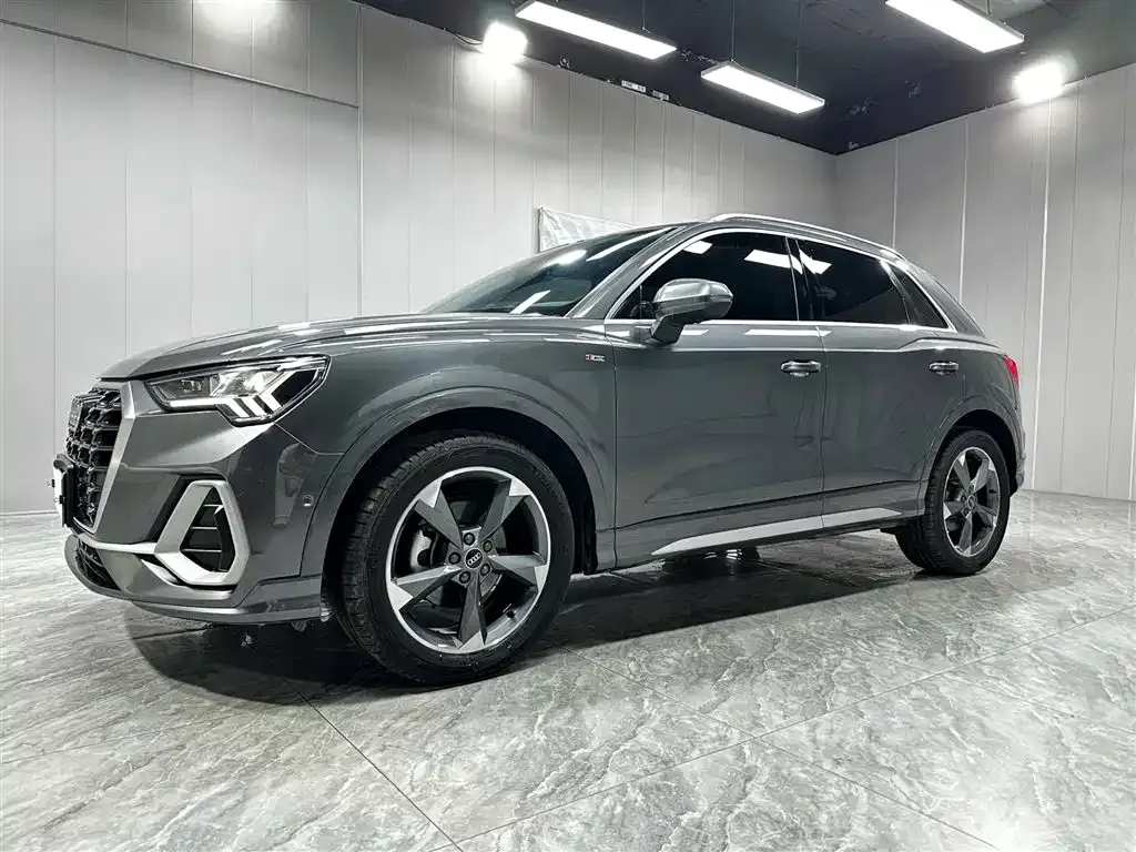 Audi Q3 — фото 5