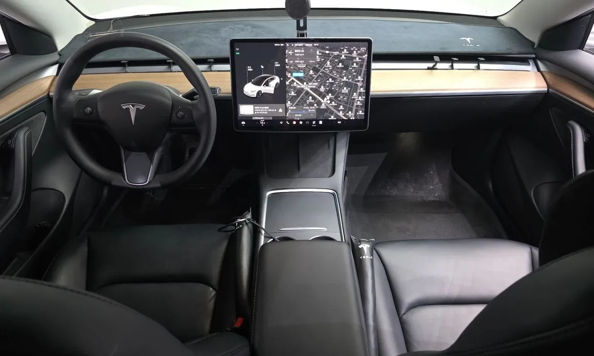 Tesla Model 3 — фото 6