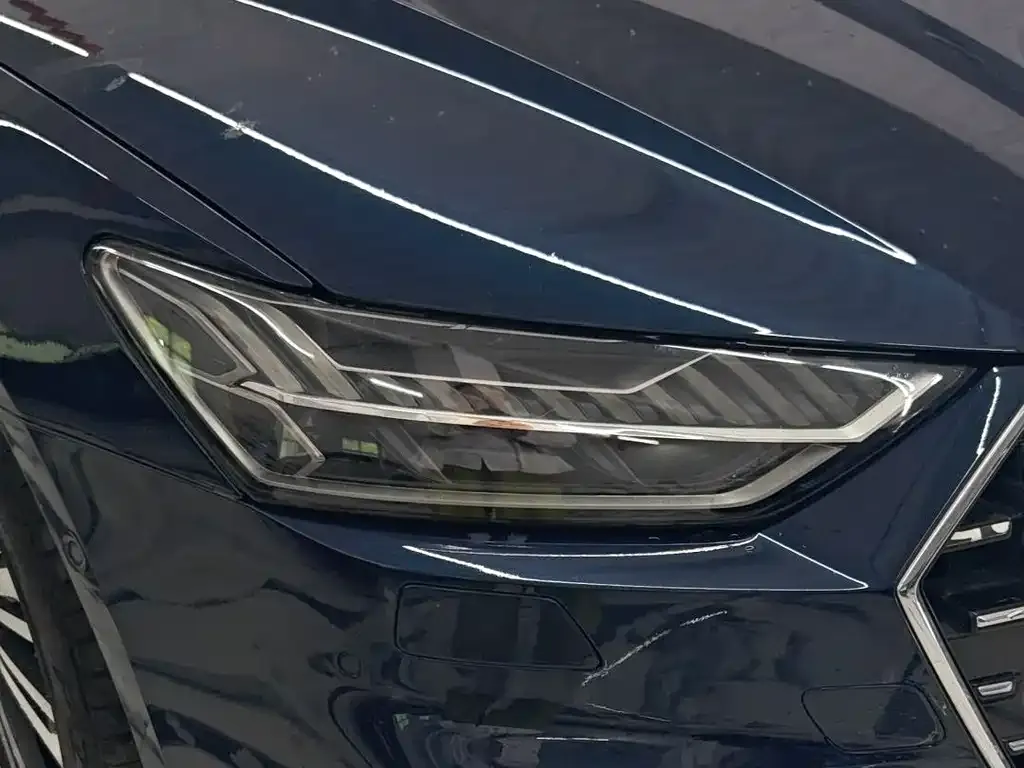 Audi A7L 2024 из CN, фото 3