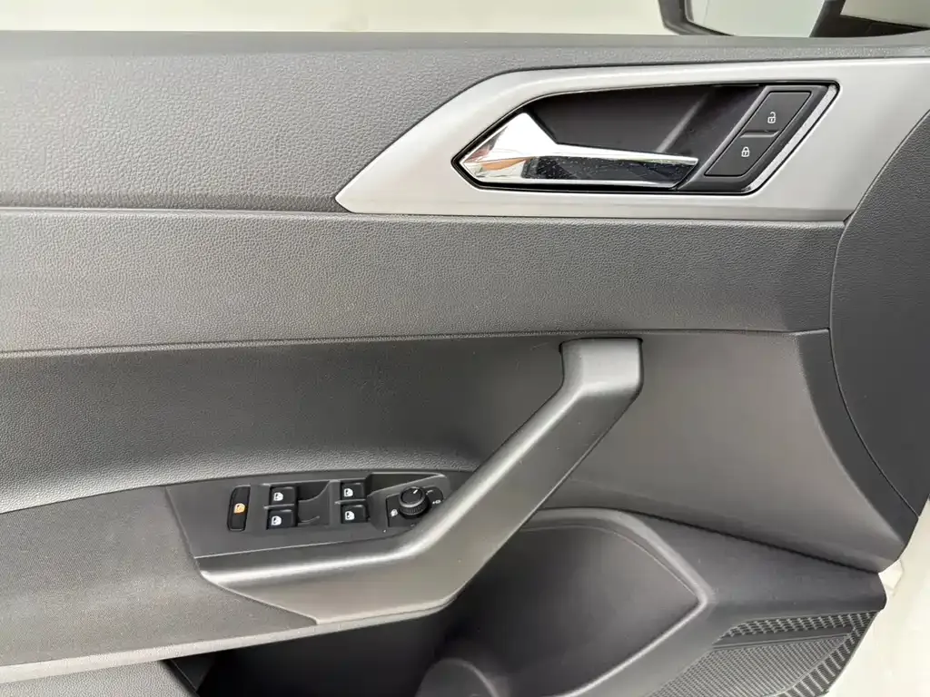 Volkswagen Polo 2022 из CN, фото 9