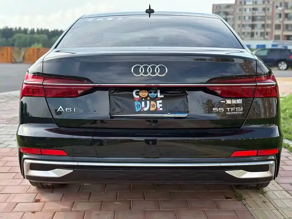 Audi A6L — фото 2