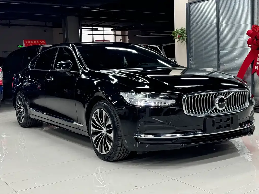 Volvo S90 — фото 6
