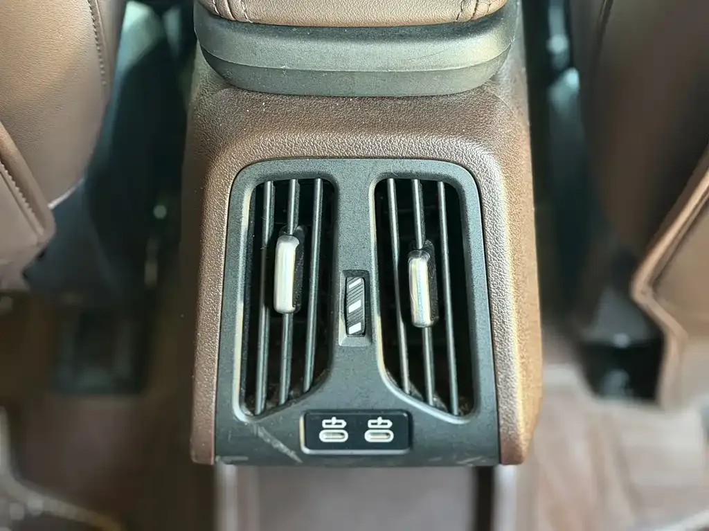 BMW X1 2023 из CN, фото 5