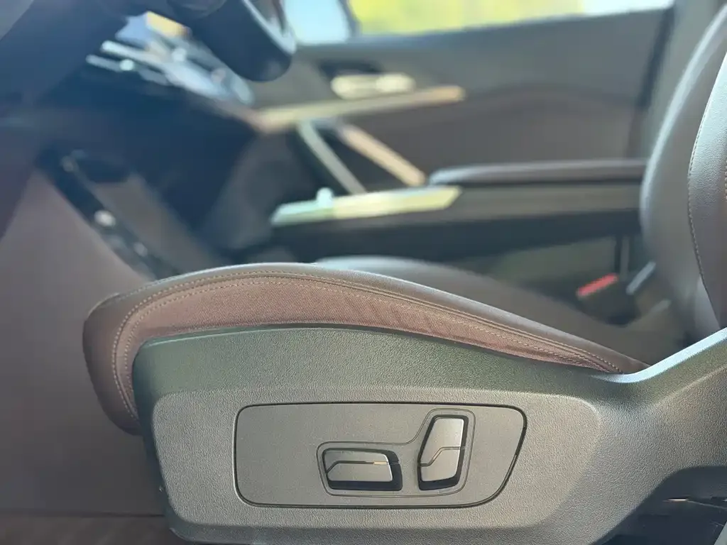 BMW X1 2023 из CN, фото 4