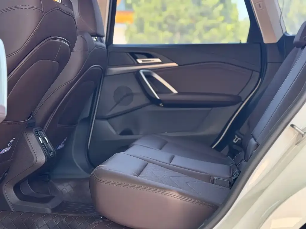 BMW X1 2023 из CN, фото 6