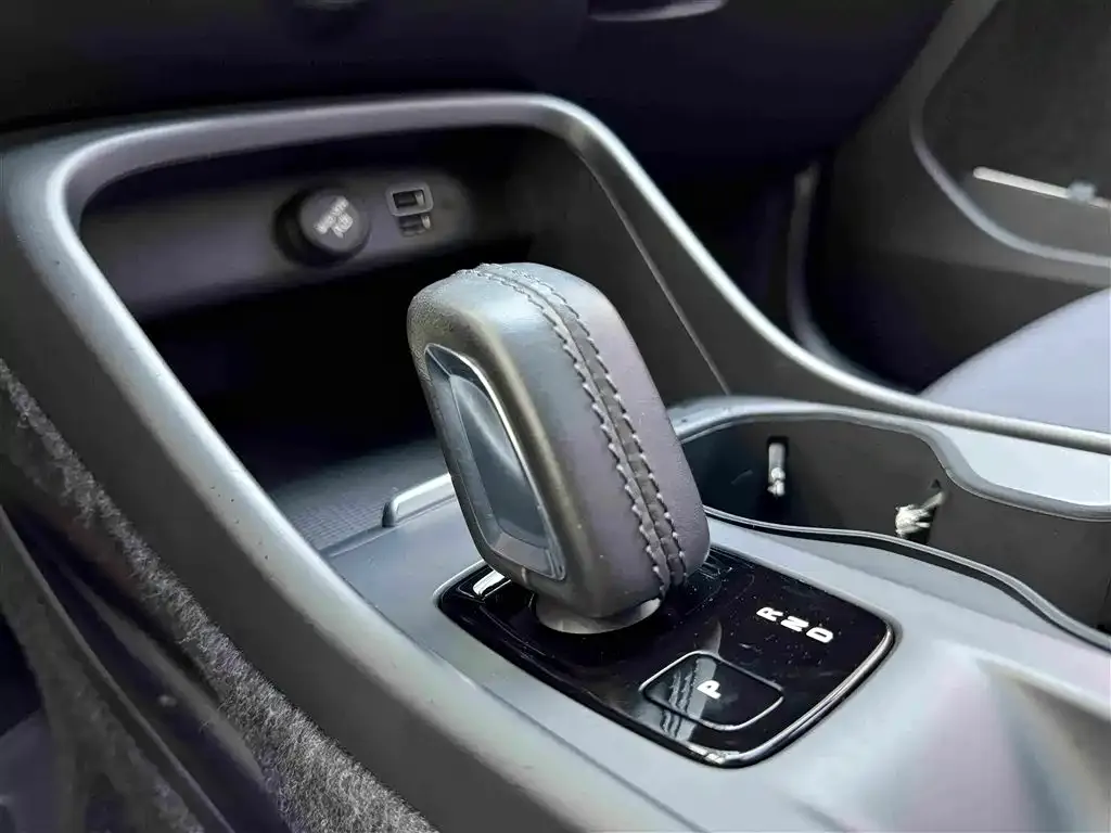 Volvo XC40 2021 из CN, фото 5