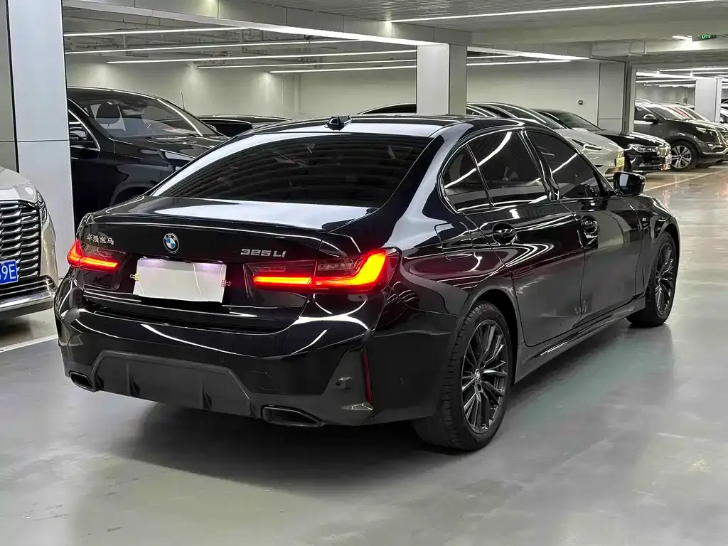 BMW 3 Series 2023 из CN, фото 9