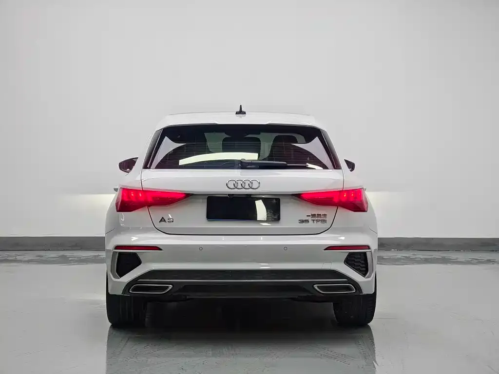 Audi A3 — фото 2