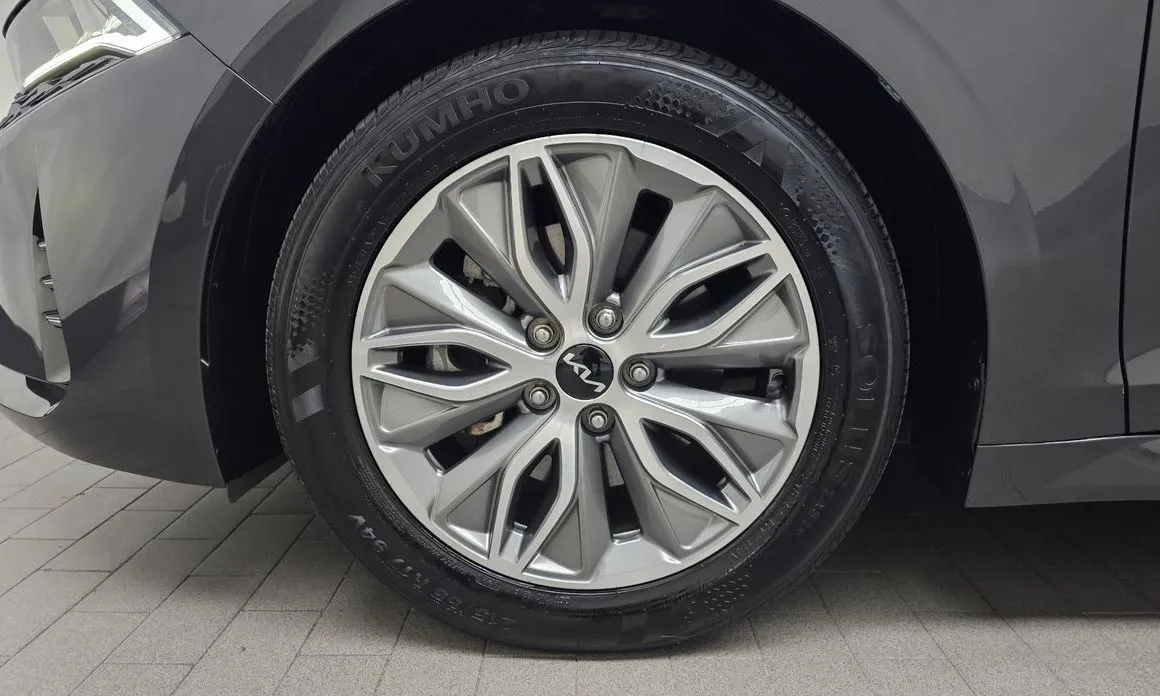 Kia K5 2023 из KR, фото 3