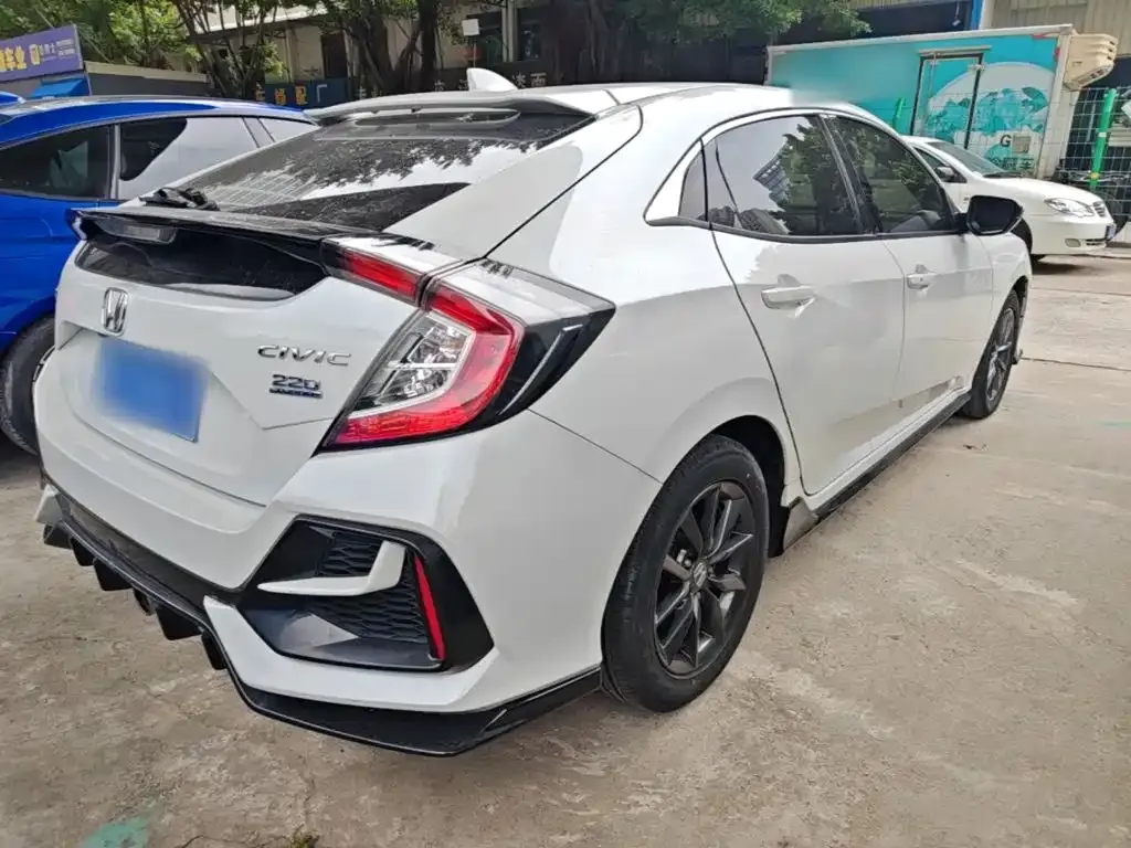 Honda Civic — фото 2